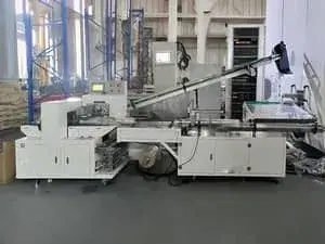 Plastic cup packaging machine
